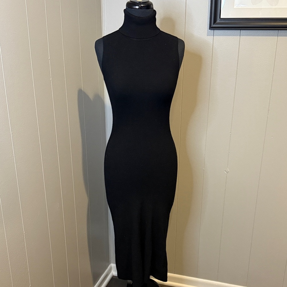 B11 Wilfred Women’s XS Classic Black Ribbed Sleeveless Midi Dress